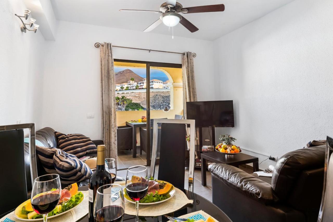 Апартаменти Panoramic 2 Bed Penthouse Лос-Крістіанос Екстер'єр фото