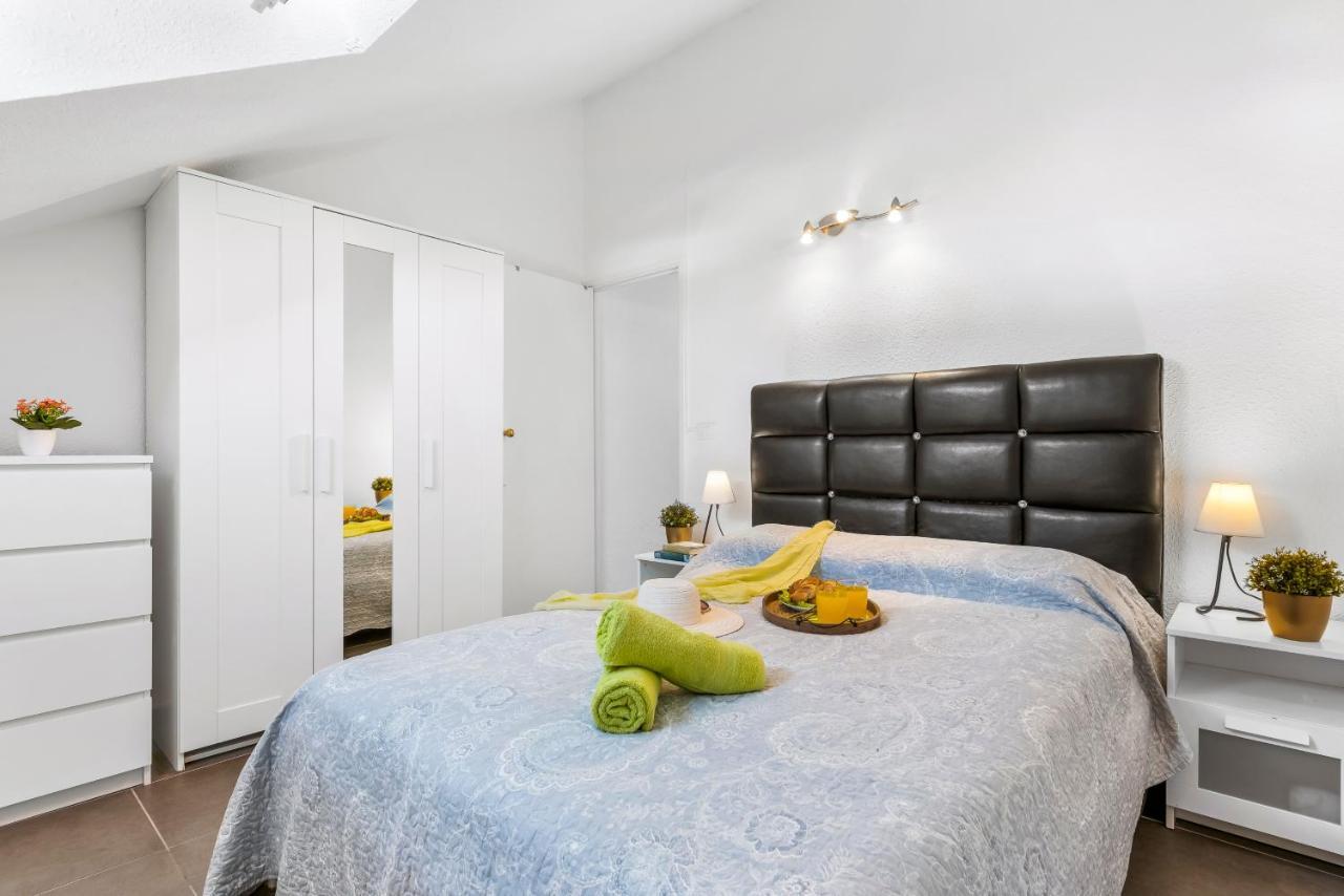 Апартаменти Panoramic 2 Bed Penthouse Лос-Крістіанос Екстер'єр фото